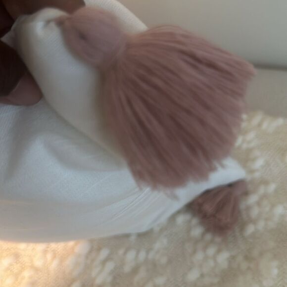 Hearth & Hand Lumbar Pillow Decor 14”x20 - Picture 4 of 5